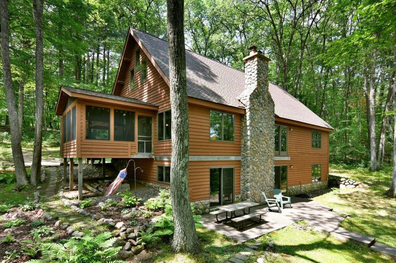 3364 N Mallard Ln, Stone Lake, WI 54876