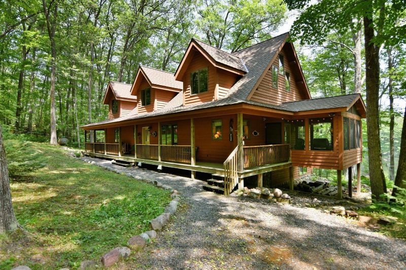 3364 N Mallard Ln, Stone Lake, WI 54876