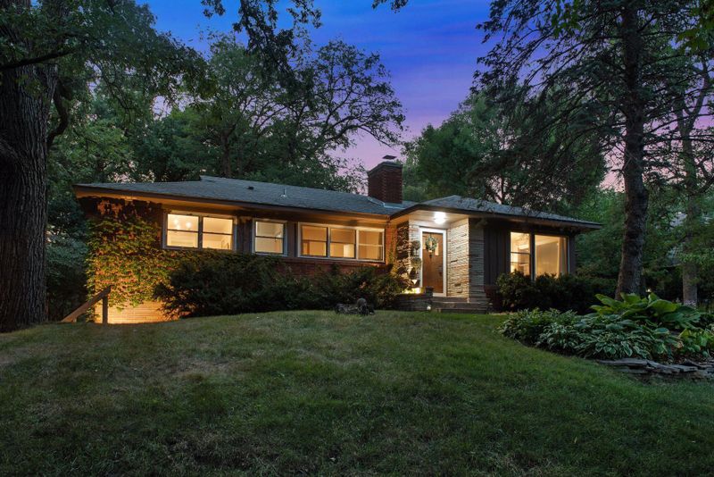 12828 Excelsior Blvd, Minnetonka, MN 55343