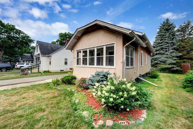 1365 Edgerton St, Saint Paul, MN 55130