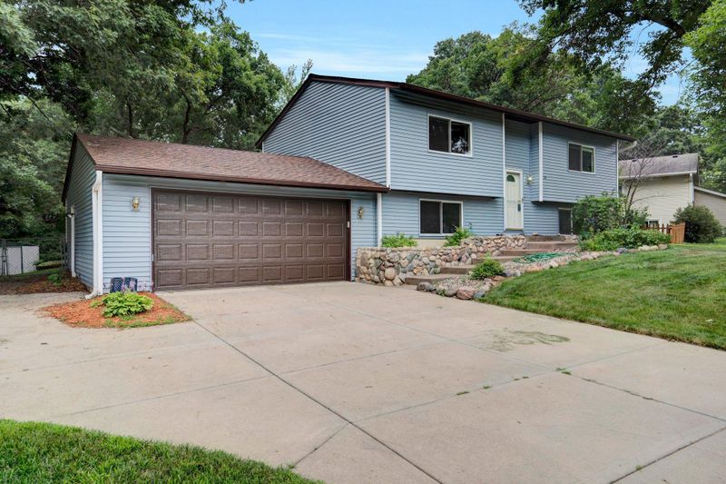 130 Canterbury Rd, Circle Pines, MN 55014