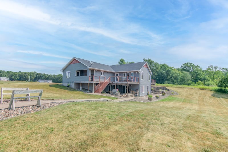 204 1st Ave E, Clear Lake, WI 54005