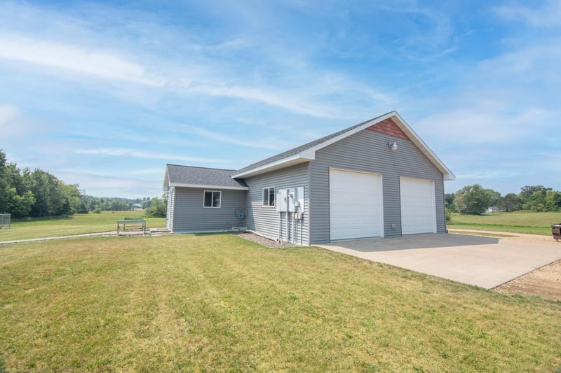 204 1st Ave E, Clear Lake, WI 54005