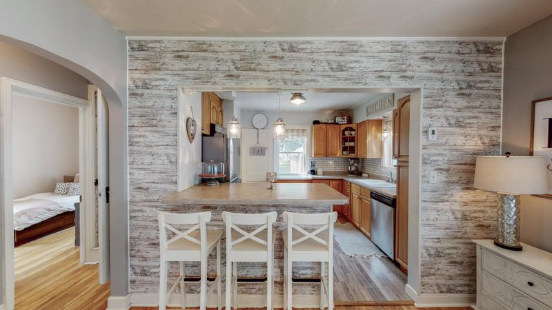 1316 3rd St NE, Rochester, MN 55906