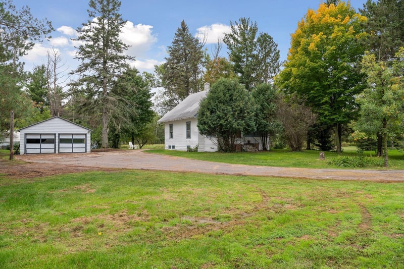 6605 Clover St, Bock, MN 56313