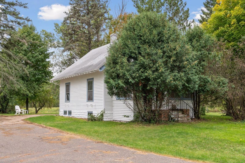 6605 Clover St, Bock, MN 56313