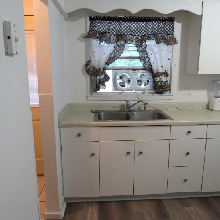 21 Astor Rd, Babbitt, MN 55706