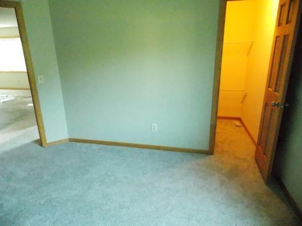8341 Thomas Ct N, Brooklyn Park, MN 55444