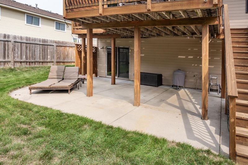 1322 Windcrest Ave, Eagan, MN 55123