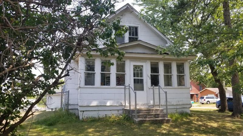142 Hill Ave, Pease, MN 56363