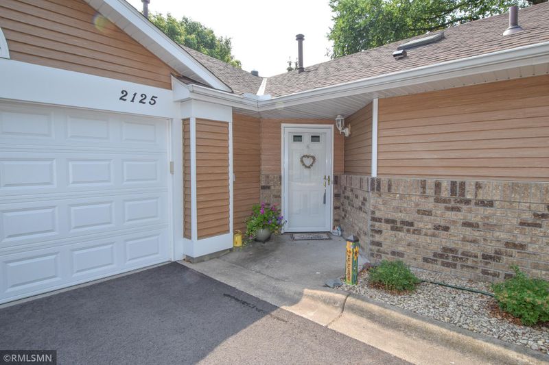2125 Glenhaven Ln N, Brooklyn Park, MN 55443