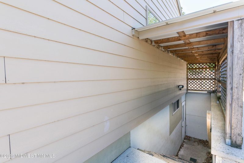 621 N Springen Ave, Fergus Falls, MN 56537