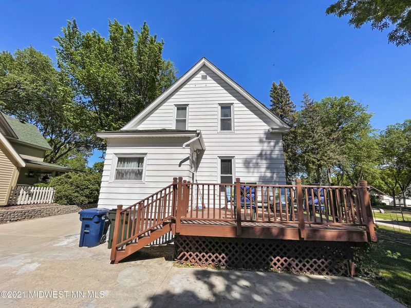 921 N Vine St, Fergus Falls, MN 56537