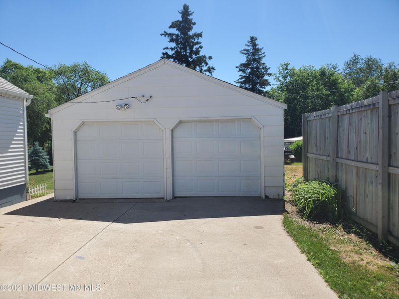 608 4th St NW, Wadena, MN 56482