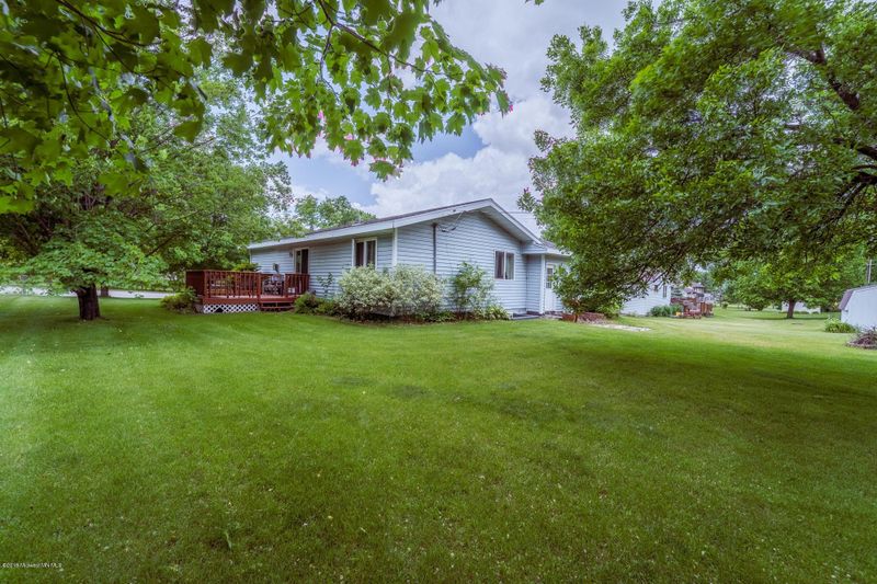 1521 June Ave, Detroit Lakes, MN 56501