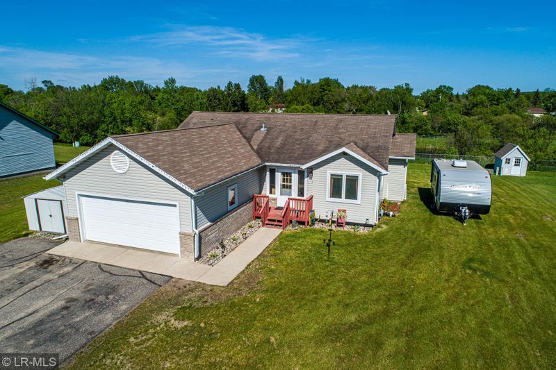 1145 Garnet Blvd, Detroit Lakes, MN 56501