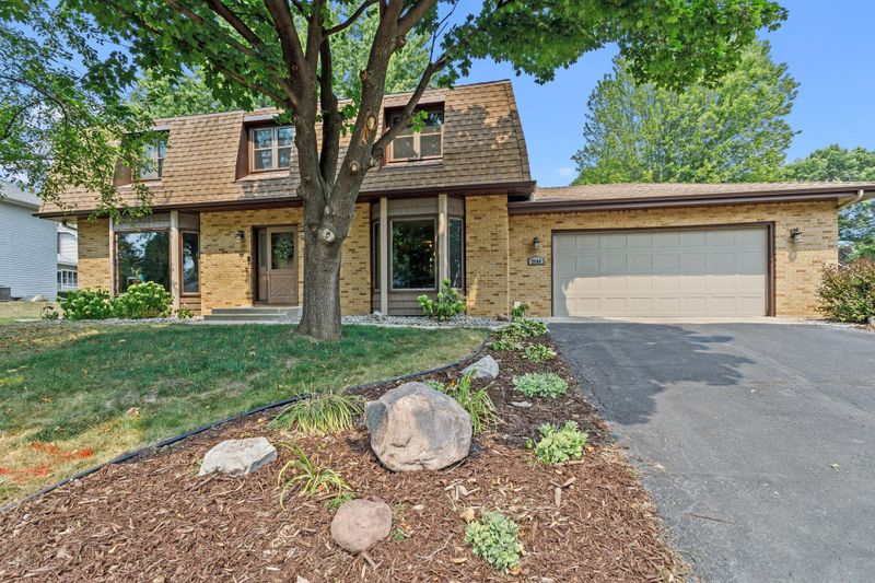 2800 Innsbruck Dr, New Brighton, MN 55112