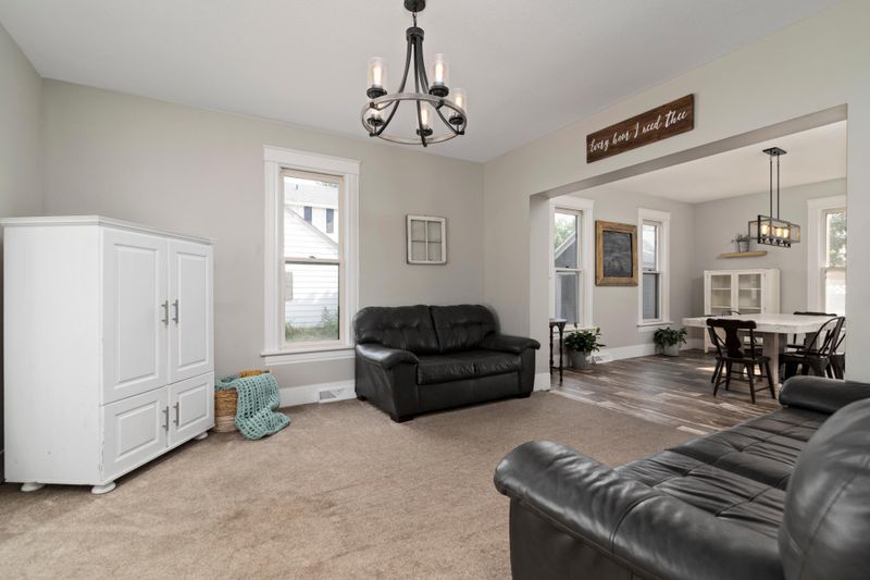 312 N 5th St, Brainerd, MN 56401
