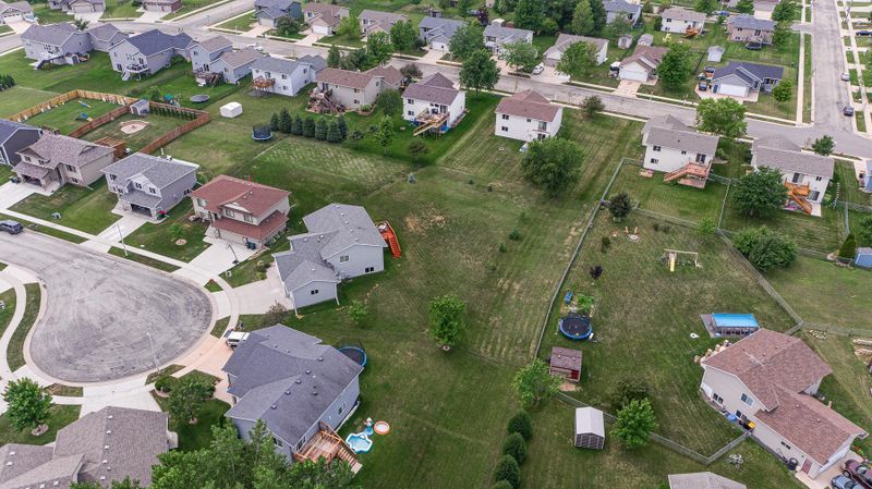 4965 Bishop Ln NW, Rochester, MN 55901