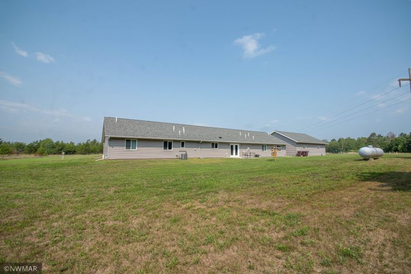 1426 Pamela Ct NW, Bemidji, MN 56601