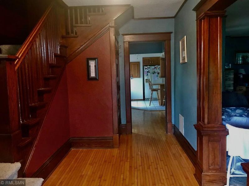 419 E Broadway St, Redwood Falls, MN 56283