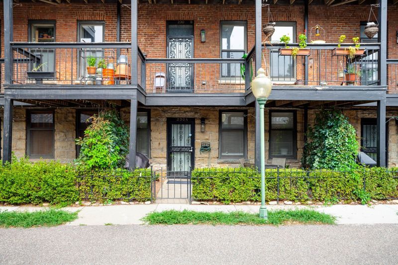 230 Exchange St S #A, Saint Paul, MN 55102
