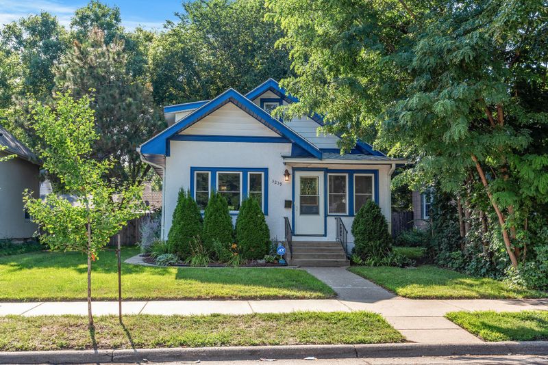 3239 Colfax Ave N, Minneapolis, MN 55412