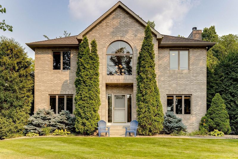 4900 Sleepy Hollow Rd, Greenwood, MN 55331