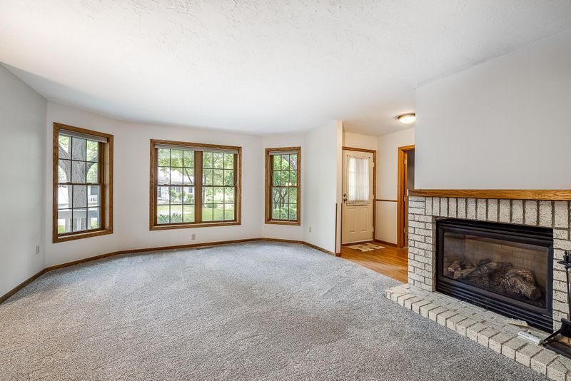 4508 S Mallard Trl, Eagan, MN 55122