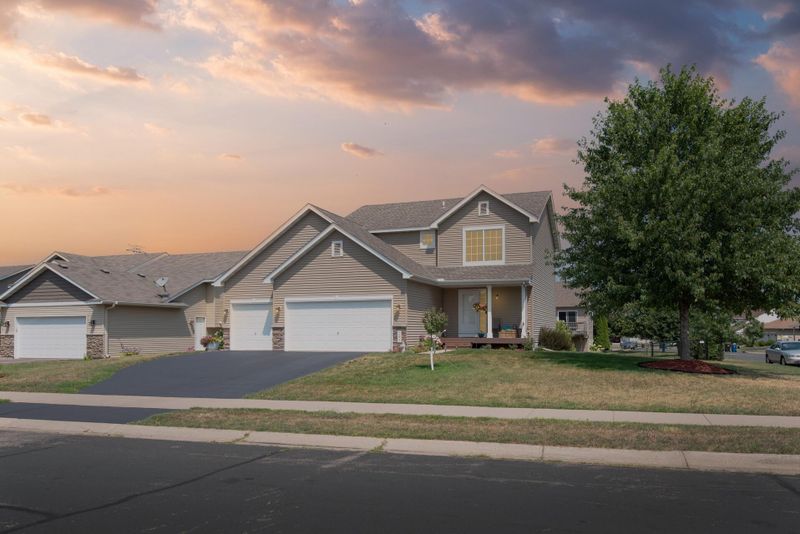 295 Ardennes Ave E, Shakopee, MN 55379