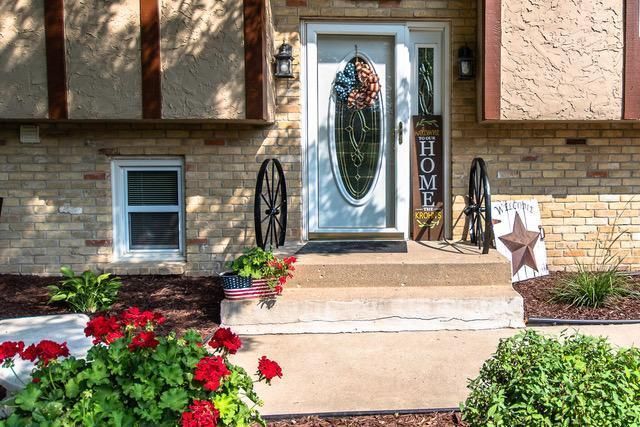 15194 340th St, Montgomery, MN 56069