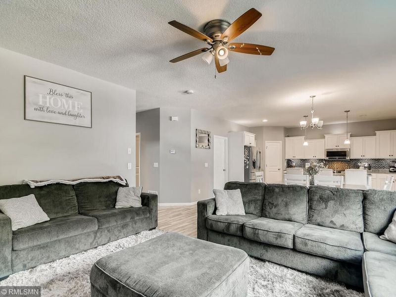 12360 Butternut St NW, Coon Rapids, MN 55448