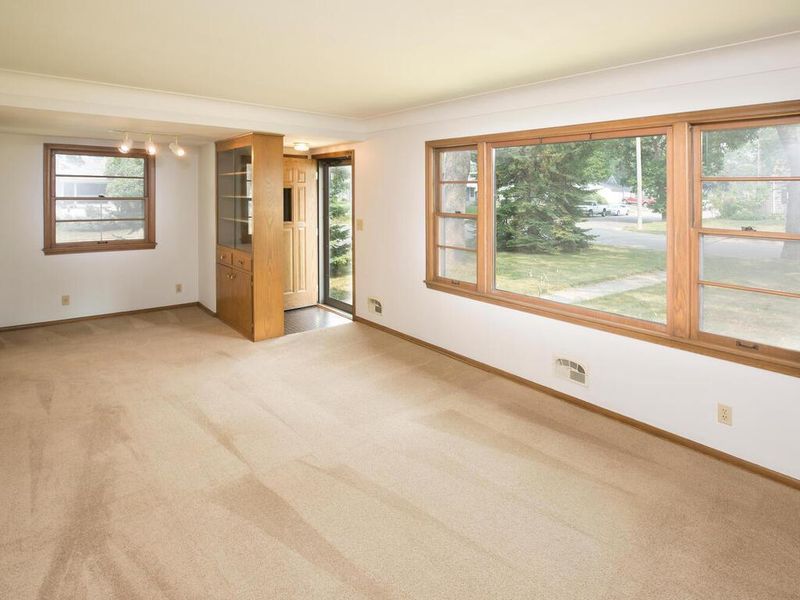 7400 S 4th Ave S, Richfield, MN 55423