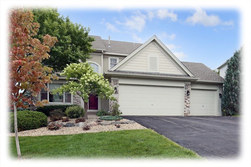 6400 Ranchview Ln N, Maple Grove, MN 55311