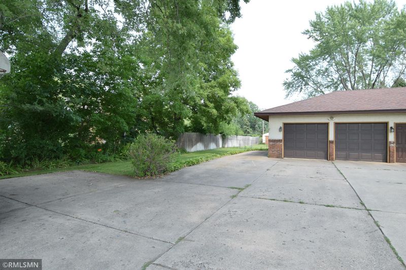 3918 7th Ave, Anoka, MN 55303