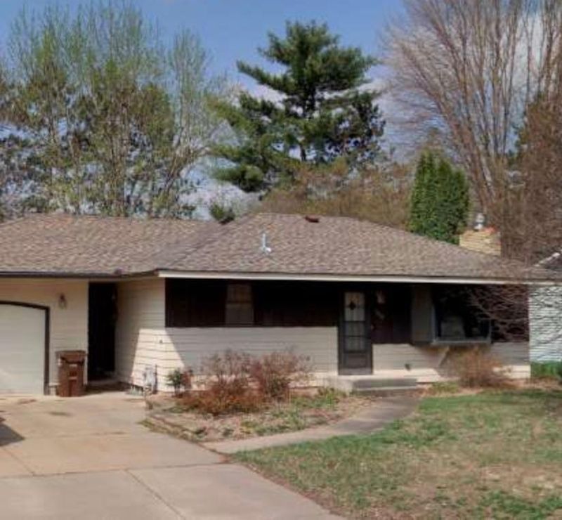 1938 Maple St, Hastings, MN 55033