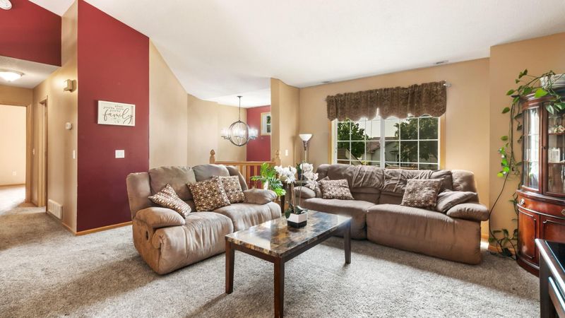 507 11th St NW, Buffalo, MN 55313