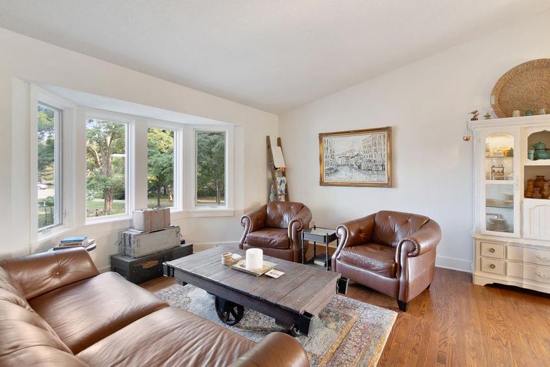 10125 Hage Dr, Rogers, MN 55374