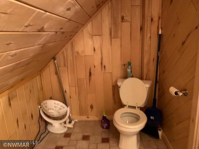 39990 181st St, Wannaska, MN 56761