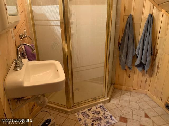 39990 181st St, Wannaska, MN 56761