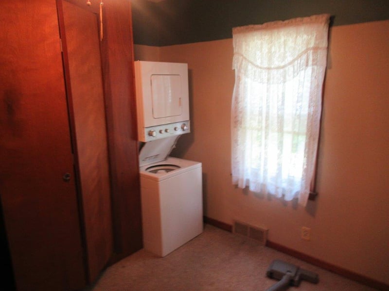 11822 111th St, Leota, MN 56153