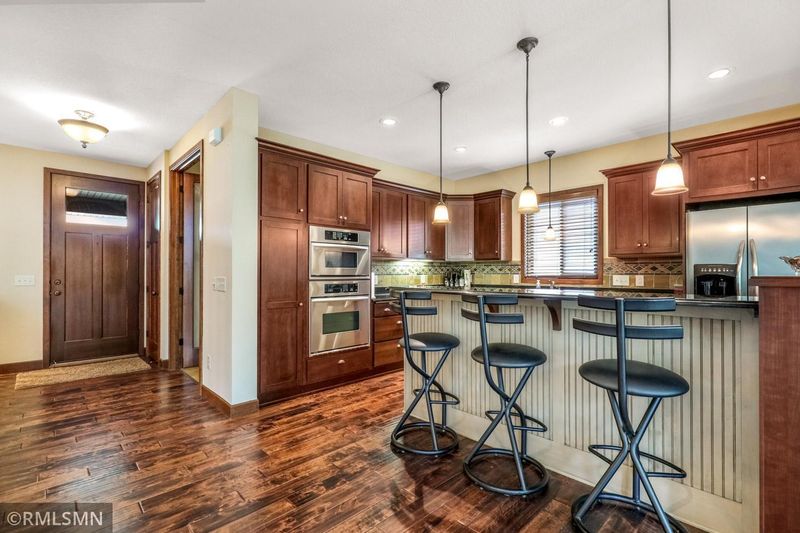 9415 W 141st St, Savage, MN 55378