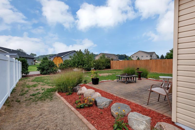 14968 117th St SE, Becker, MN 55308