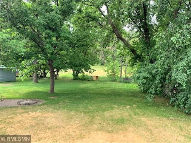 9476 Cable Rd, Little Falls, MN 56345