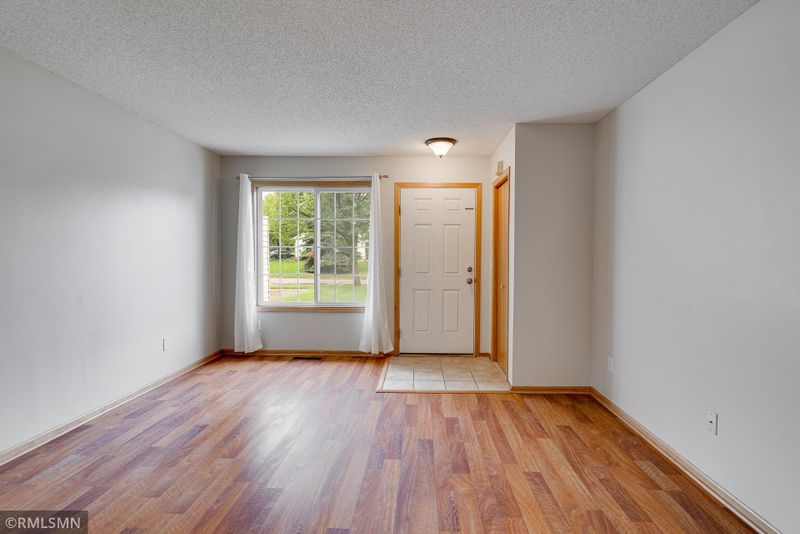 7930 Forest Blvd #E, Woodbury, MN 55125