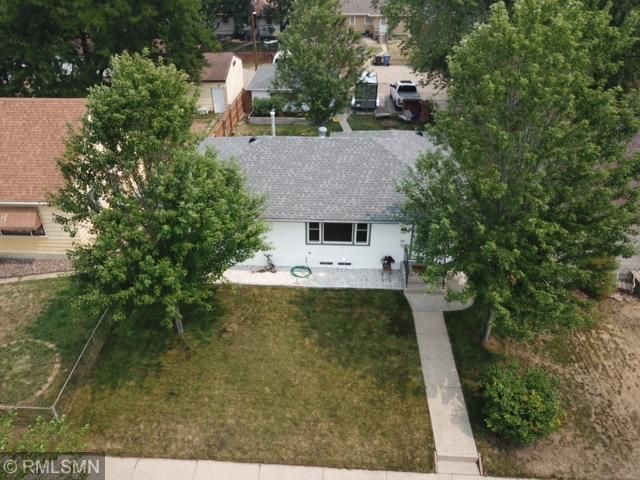 4910 Russell Ave N, Minneapolis, MN 55430
