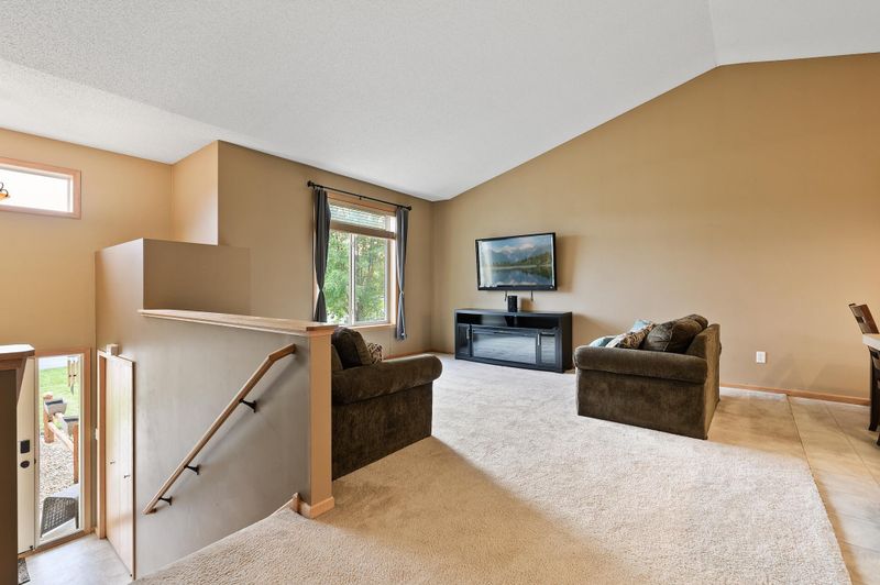 26407 22nd St W, Zimmerman, MN 55398