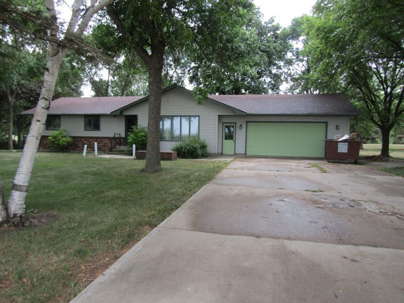 2859 186th St, Dawson, MN 56232