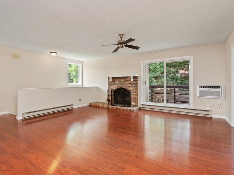 310 Ford Rd #5, Saint Louis Park, MN 55426
