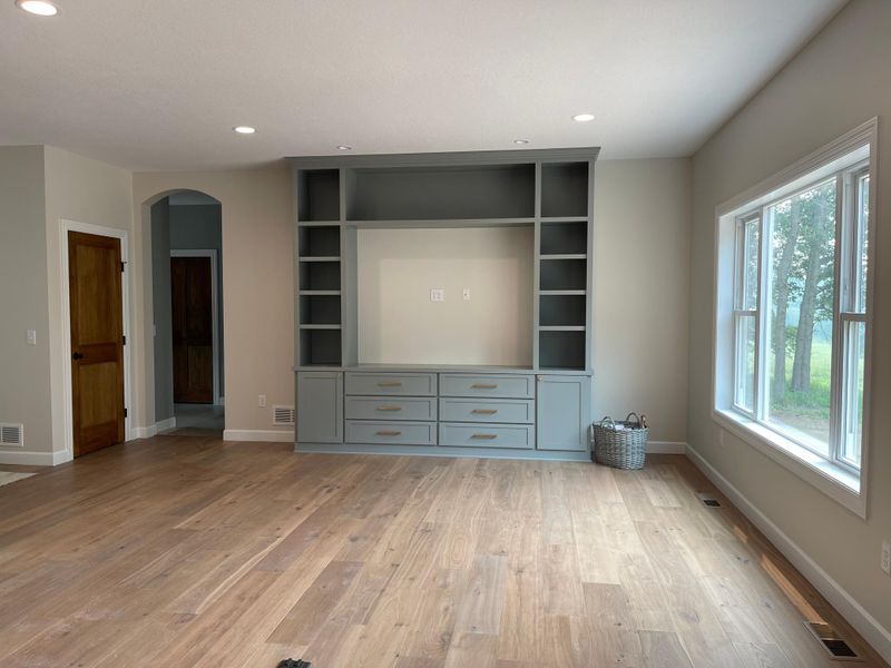 30696 98th St NW, Princeton, MN 55371